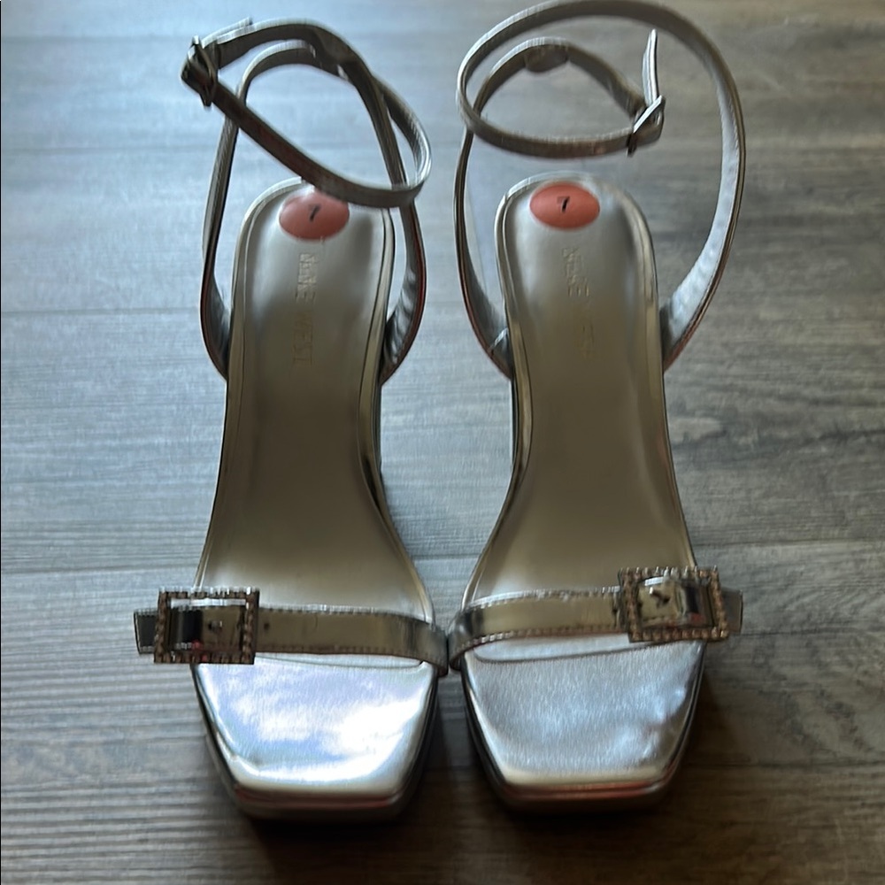 Nine West Silver Ankle-Strap Evening Sandals size 7